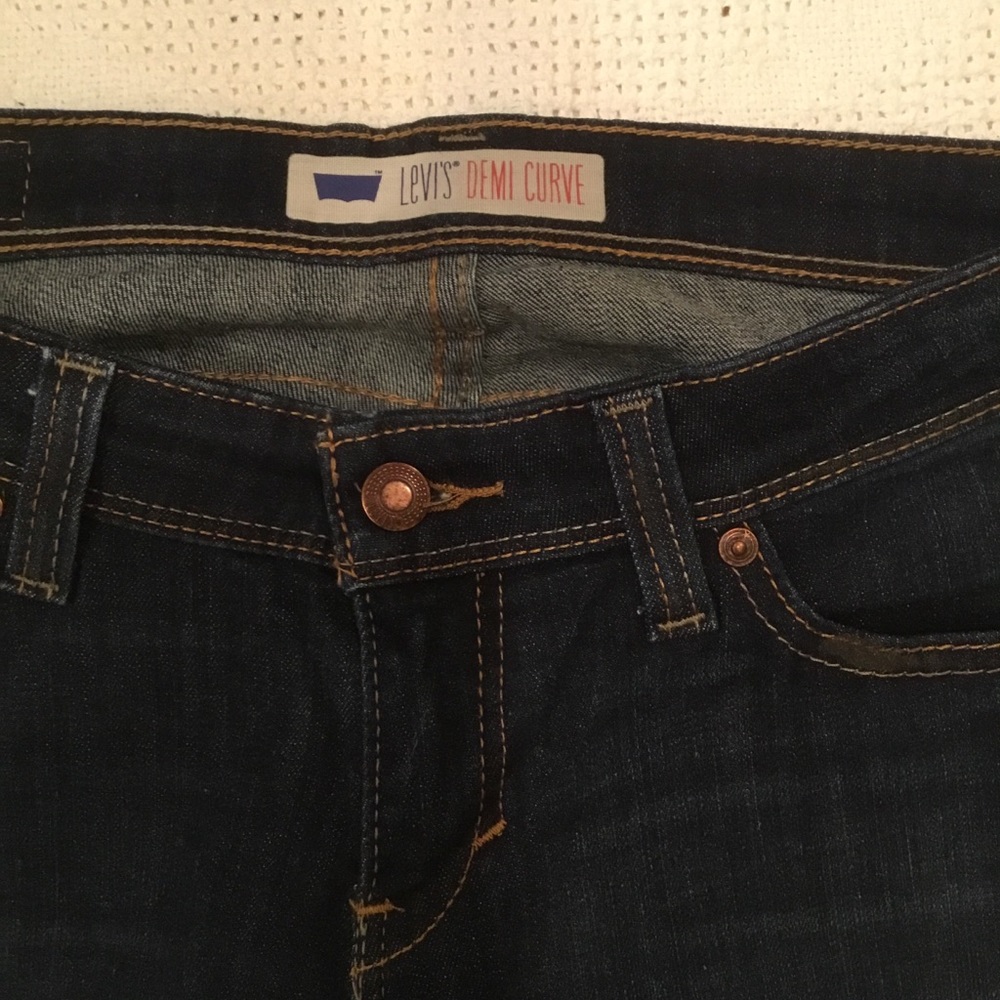 LEVI’S JEANS - Picture 3 of 7
